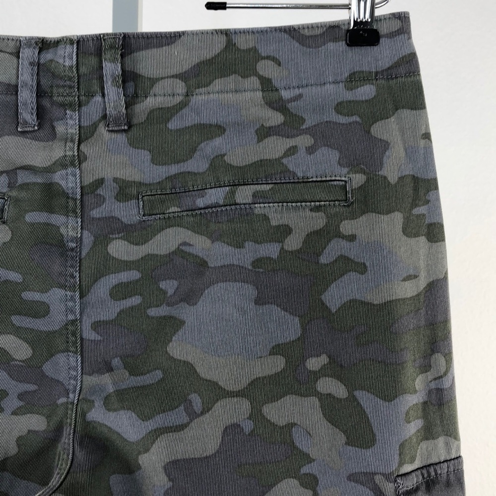 Hudson Jeans Jane Slim Camo Cargo Pants - Picture 4 of 7